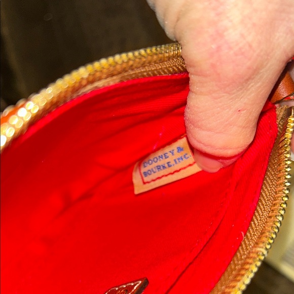 Authentic Dooney & Bourke Gray and Tan Leather Large Slim Wristlet- New w/ Tag! - Picture 11 of 12